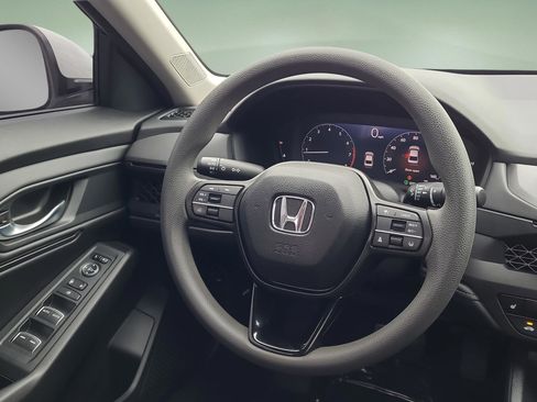 Used 2024 Honda Accord EX image 12