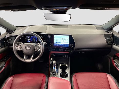 Used 2023 Lexus NX 250 FWD w/ Towing Package (2000 Lbs) image 9