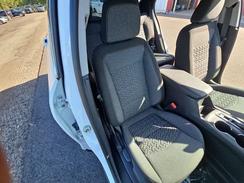 Used 2023 Chevrolet Equinox LT AWD/4WD image 23