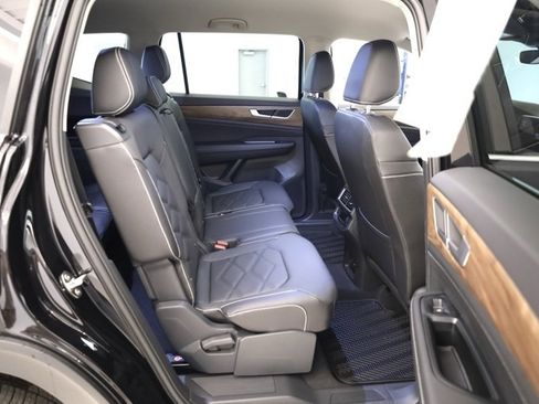 New 2026 Volkswagen Atlas SE image 31