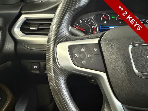 Used 2023 GMC Acadia SLE w/ Driver Convenience Package image 17