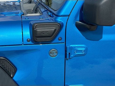 Used 2023 Jeep Wrangler Unlimited w/ Cold Weather Group AWD/4WD image 20