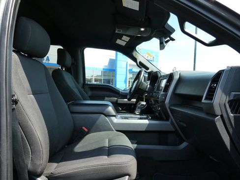 Used 2019 Ford F150 XLT w/ Equipment Group 302A Luxury AWD/4WD image 13