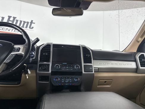 Used 2021 Ford F350 Lariat w/ Lariat Value Package AWD/4WD image 23