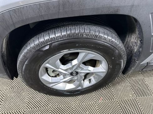 Certified 2024 Hyundai Tucson SE image 10
