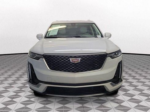 Certified 2024 Cadillac XT6 Premium Luxury FWD image 2