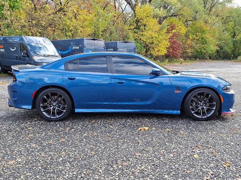 Used 2020 Dodge Charger Scat Pack image 6