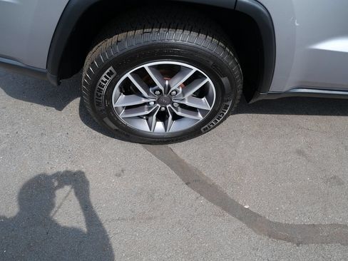 Used 2020 Jeep Grand Cherokee Limited AWD/4WD image 35
