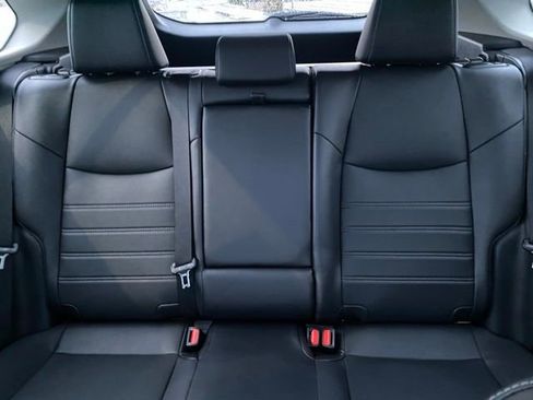 Used 2024 Toyota RAV4 XLE Premium image 21