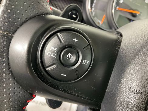 Used 2021 MINI Cooper S image 17