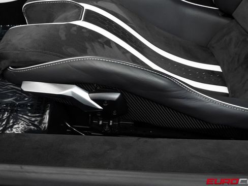 Used 2023 Lamborghini Huracan Tecnica image 45