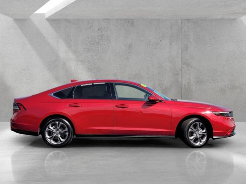 Used 2024 Honda Accord EX image 3