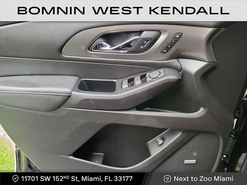 Used 2023 Chevrolet Traverse Premier image 25