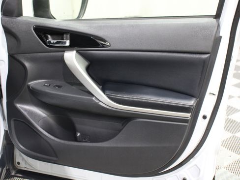 Used 2024 Mitsubishi Eclipse Cross SEL image 31