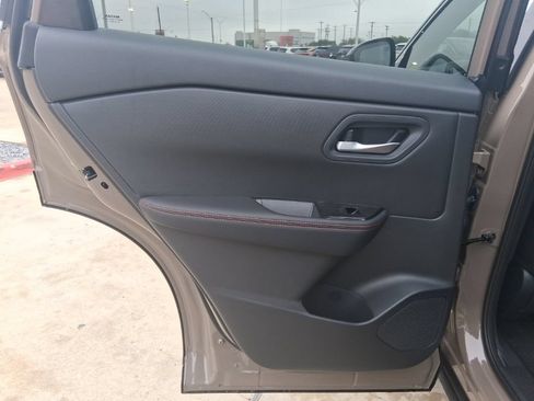 New 2026 Nissan Rogue SV AWD/4WD image 28