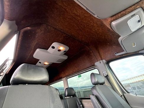 Used 2011 Mercedes-Benz Sprinter 2500 image 17