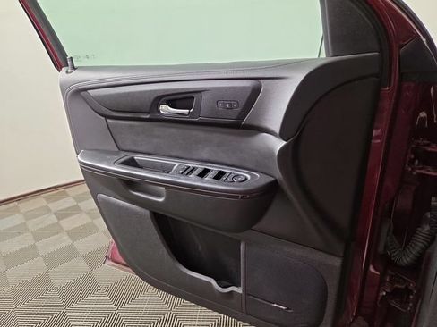 Used 2017 Chevrolet Traverse Premier FWD image 30