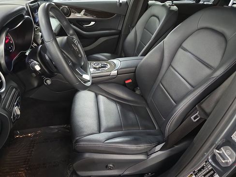Used 2018 Mercedes-Benz GLC 300 image 5