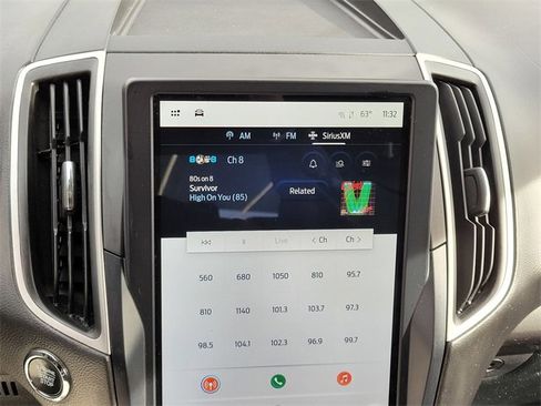 Used 2023 Ford Edge SEL image 18