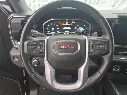 Used 2023 GMC Sierra 1500 SLT w/ SLT Premium Package image 8