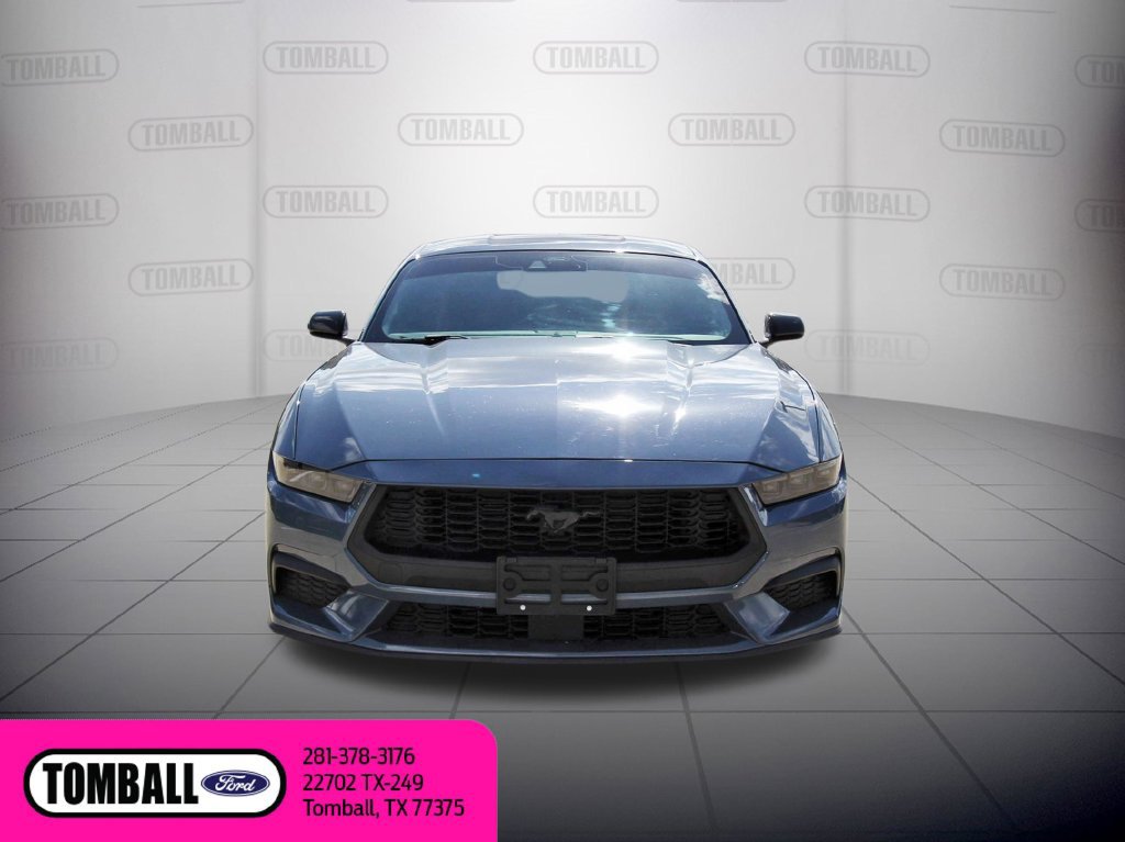 Used 2024 Ford Mustang Coupe RWD image 2