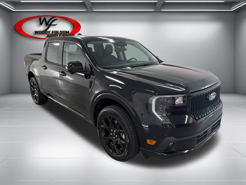 New 2026 Ford Maverick Lobo AWD/4WD image 3