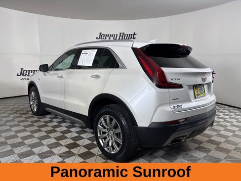 Used 2022 Cadillac XT4 Premium Luxury w/ Safety Alert Package image 7