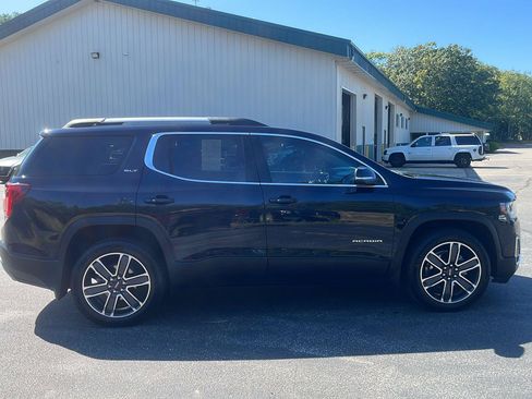Used 2021 GMC Acadia SLT w/ Technology Package AWD/4WD image 6