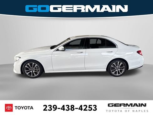 Used 2018 Mercedes-Benz E 400 4MATIC Sedan image 2