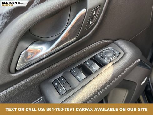 Used 2024 GMC Yukon XL Denali image 19