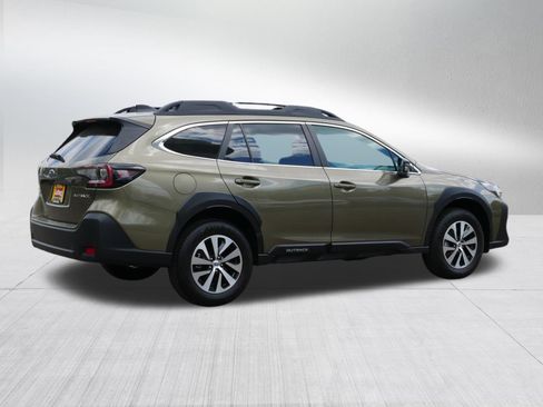 Certified 2024 Subaru Outback Premium AWD/4WD image 7