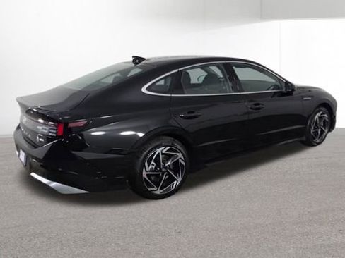 New 2026 Hyundai Sonata SEL image 9