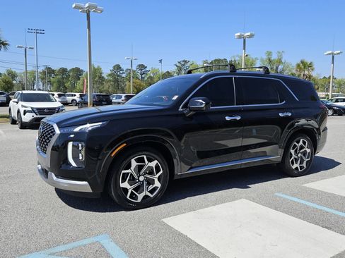 Used 2022 Hyundai Palisade Calligraphy image 2