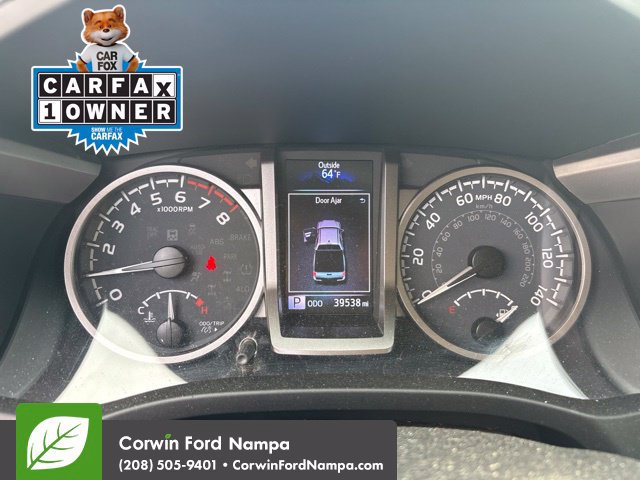 Used 2021 Toyota Tacoma SR5 w/ Technology Package AWD/4WD image 9