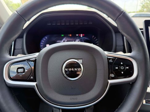 Certified 2026 Volvo XC90 B6 Plus AWD/4WD image 18