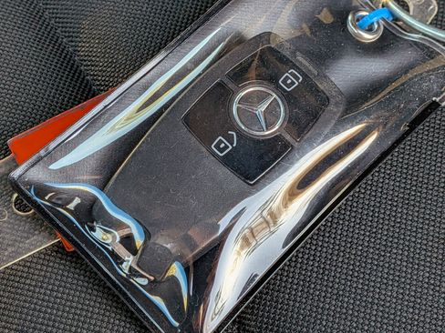 Used 2020 Mercedes-Benz Sprinter 2500 image 35