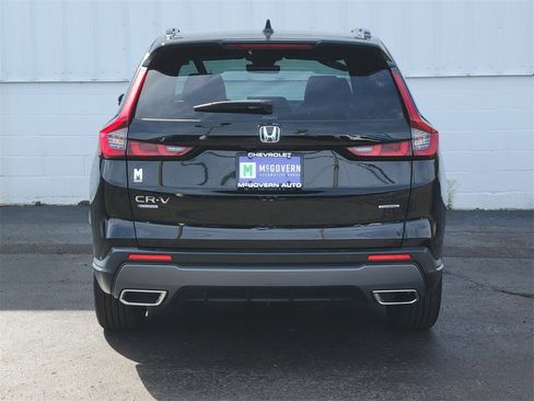 Used 2023 Honda CR-V Sport Touring image 4