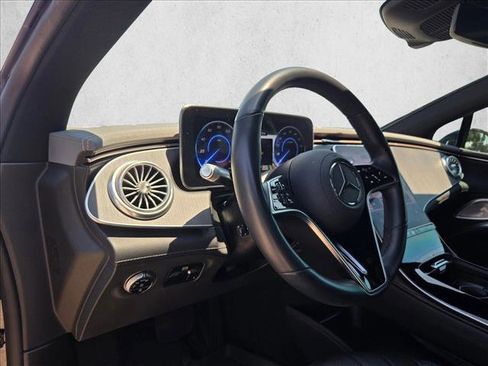 Used 2022 Mercedes-Benz EQS 450+ Sedan image 10