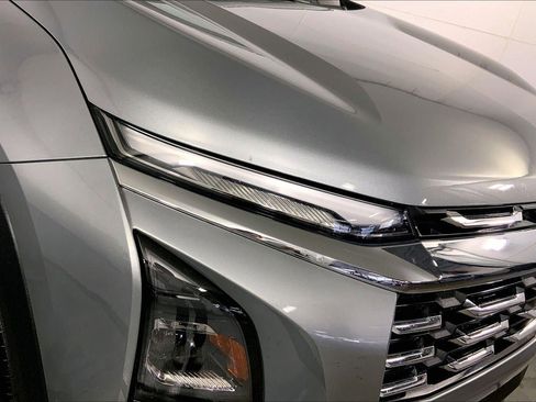 Used 2025 Chevrolet Equinox LT image 26