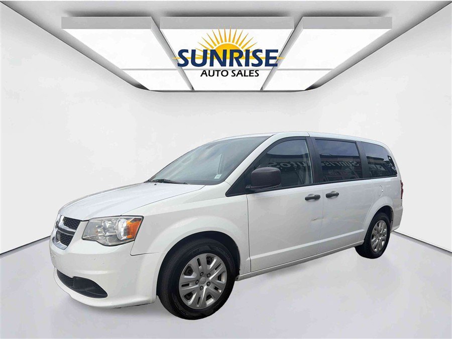 Used 2019 Dodge Grand Caravan SE FWD image 1