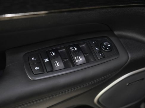 Used 2018 Jeep Grand Cherokee High Altitude AWD/4WD image 19