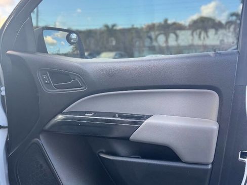 Used 2017 GMC Canyon 2WD Crew Cab w/ Convenience Package image 28