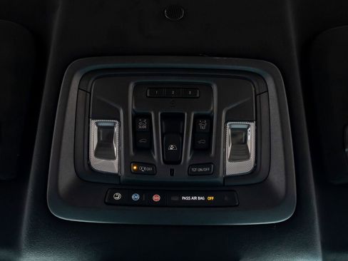 Used 2026 GMC Sierra 3500 Denali Ultimate image 29