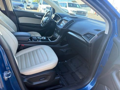 Used 2020 Ford Edge SEL w/ Convenience Package FWD image 16