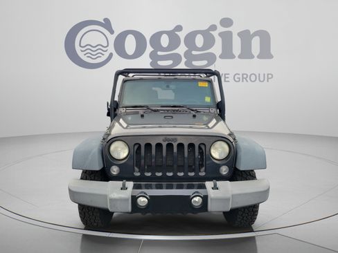 Used 2014 Jeep Wrangler Sport AWD/4WD image 8