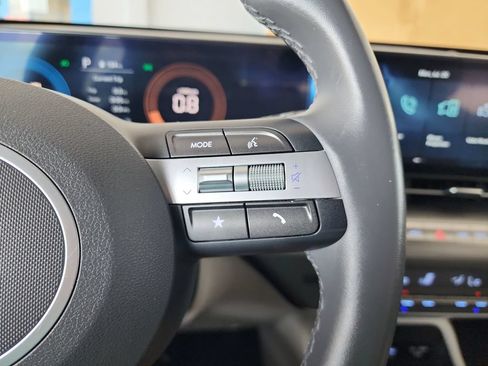 Used 2025 Hyundai Kona SEL FWD image 23
