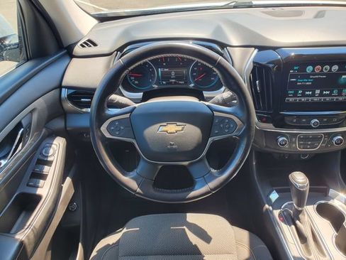 Used 2018 Chevrolet Traverse LT FWD image 14