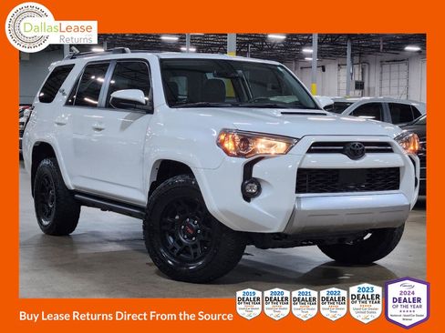 Used 2024 Toyota 4Runner TRD Off-Road image 1