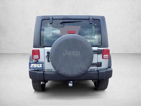 Used 2017 Jeep Wrangler Unlimited Sport w/ Connectivity Group AWD/4WD image 3