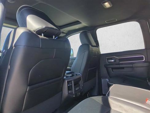 New 2026 RAM 2500 Laramie AWD/4WD image 14